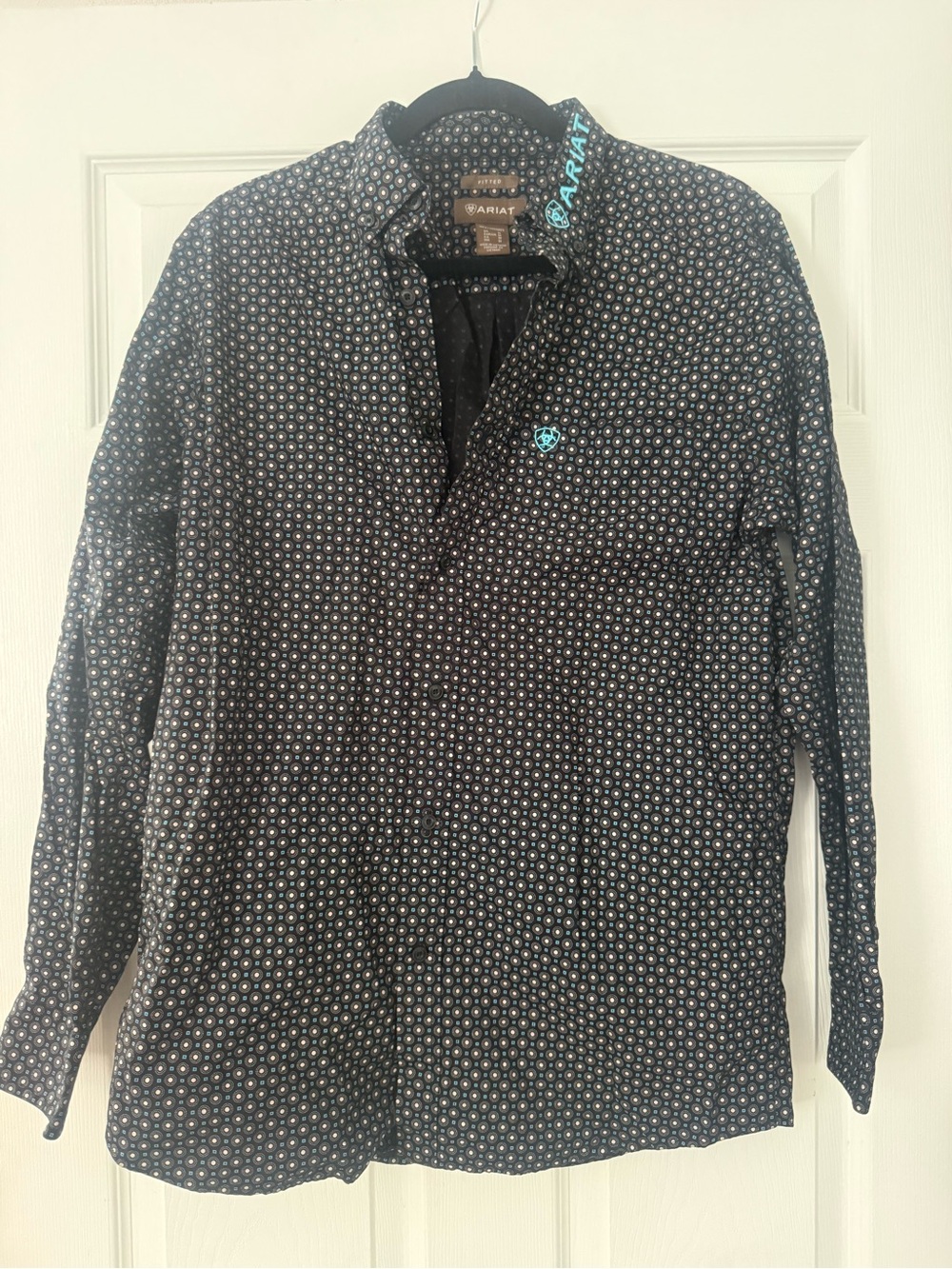 Ariat Men’s Black Microdot Long Sleeve Button-Down Shirt with Teal Logo